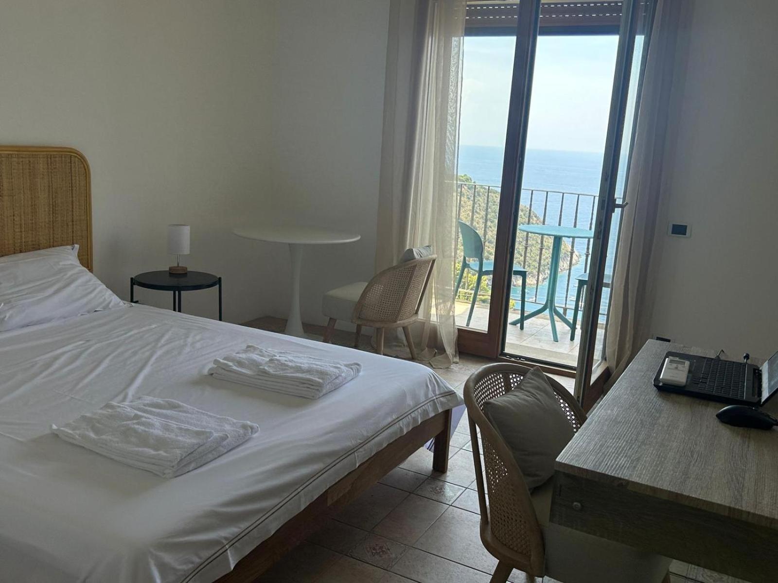 Villa Velta Sea Sunset Porto Santo Stefano  Exterior photo